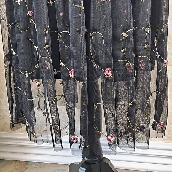 Miami Size Small Black Floral Embroidered Sheer Overlay Skirt Elastic Waist EUC - Picture 3 of 10